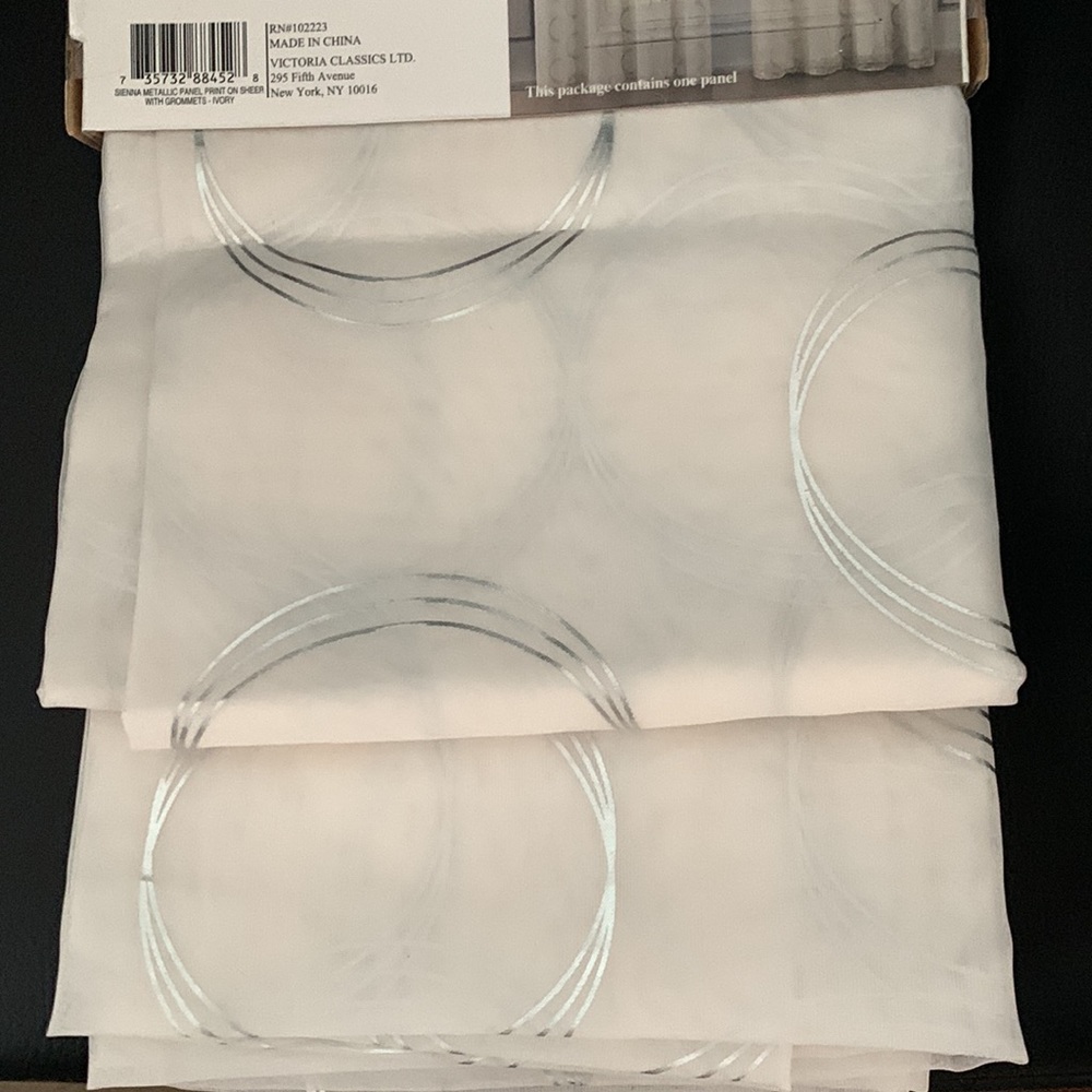 NWT Victoria Classics Sheer Grommet Panel